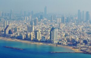 tel_aviv_promenade_aerial_view_cropped